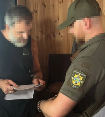 Закликали до збройного спротиву мобілізації: СБУ затримала ексведучого за підозрою у поширені прокремлівських наративів