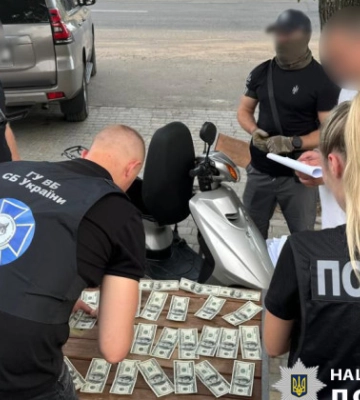 Предприниматель в Одессе организовал схему незаконного выезда в Молдову за $7 тысяч