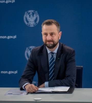 Україна не вступить до ЄС, поки не вирішать «Волинське питання», – міністр оборони Польщі