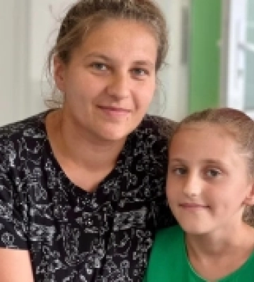 Понад усе мріяла з’їсти піцу: у Львові прооперували дівчинку з Рівненщни, яка мала рідкісну ваду кишківника