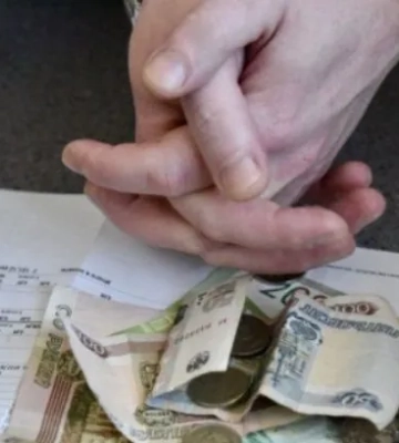 На ТОТ Луганщини мешканцям виписали понаднормові нарахування, в "лнр" рішення анулювати не збираються - Луганська ОВА