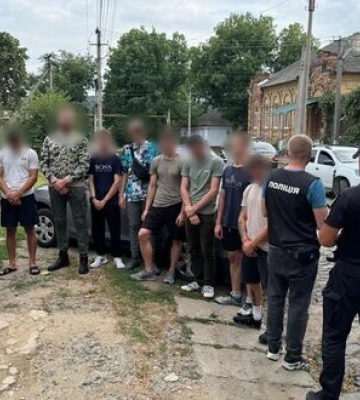На Одещині затримано групу чоловіків, які намагалися незаконно перетнути кордон: Кожен мав заплатити переправнику 130-150 тис. грн, -&amp;hellip;