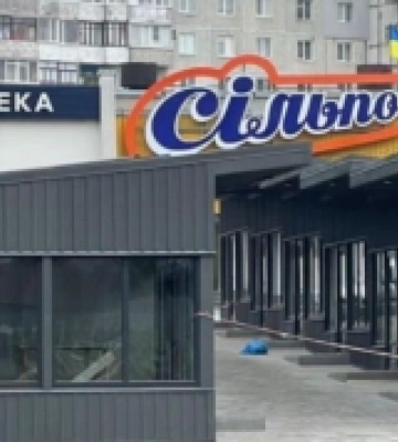 У Рівному судитимуть держреєстраторку, яка &quot;узаконила&quot; кіоски біля &quot;Сільпо&quot;