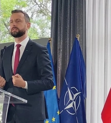 Україна не вступить до ЄС без вирішення "волинського питання" – міністр оборони Польщі