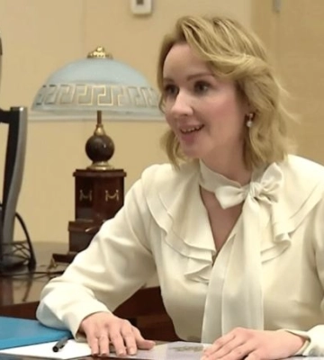 Попадья Львова-Белова бросила мужа и всех детей ради олигарха