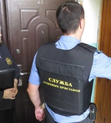 В Мелитополе судебные приставы будут стрелять на поражение, отбирая имущество у горожан