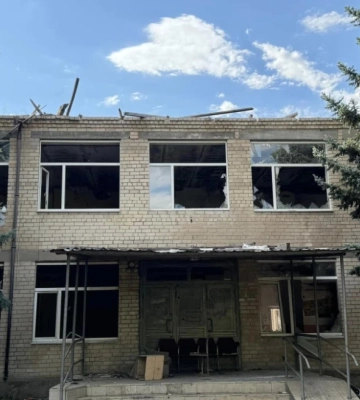 Зруйнована армією РФ школа у Чкаловому на Херсонщині 
