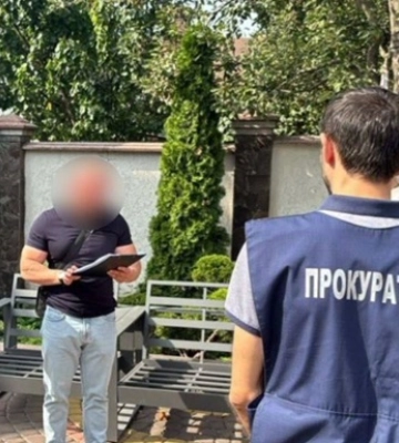 В Україні вперше повідомлено про підозру у контрабанді товарів