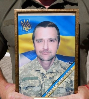 Роменська громада провела в останню путь воїна-земляка Антона Зайцева