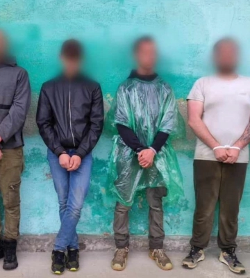 Шість груп чоловіків, які мали намір гірськими вершинами дістатись сусідньої Румунії затримали прикордонники