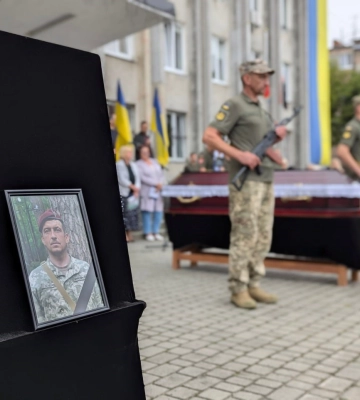У Ковелі попрощались із Героєм Вадимом Панасюком