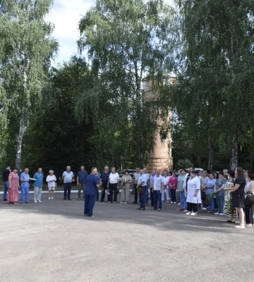 У лікарні Кам’янки встановили меморіал в пам’ять про колишнього головного лікаря
