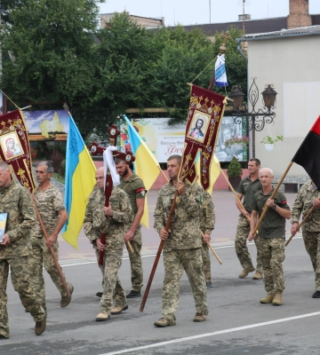На Волині усе село зійшлося провести в останню путь загиблого Героя, ветерана МВС Ігоря Біду