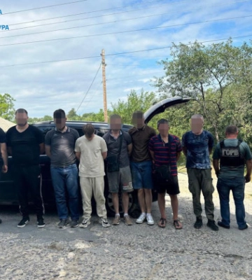 6 тысяч долларов с человека за помощь в выезде в Молдову: задержан житель Одессы