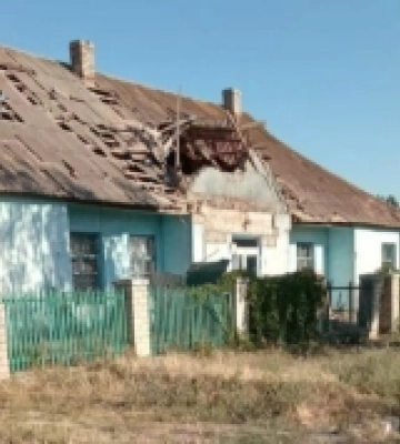 В Херсонской области в результате российских обстрелов погиб человек и семеро раненых, произошли пожары