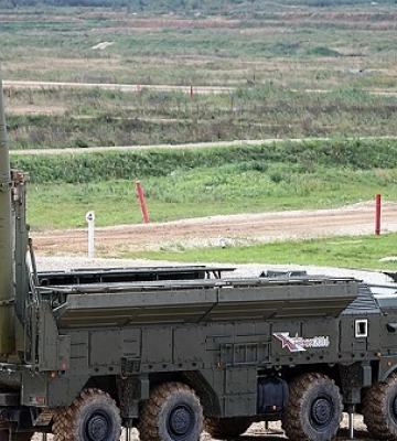 В ГУР показали російських військових, які обстрілюють “Іскандерами” Харківщину і Сумщину