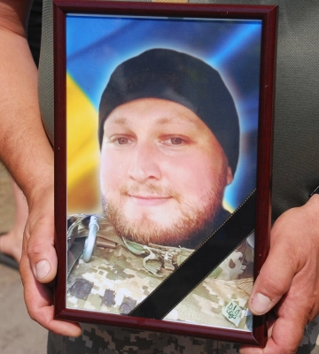 Шосткинщина простилася із загиблим захисником Сергієм Михайловим