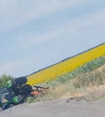 Трактор та автівка зіштовхнулися у Гурівській громаді, травмувалися діти