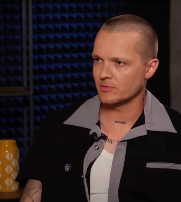 Відомий український співак-військовий розповів про службу в ЗСУ: &quot;Пакував трупи хлопців&quot;