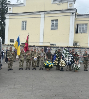 Загинув у квітні минулого року, не доживши до 22 років: у Луцьку попрощалися з Героєм Андрієм Лютим