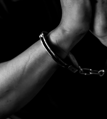 Франківця засудили до 6 років за зберігання для збуту наркотиків