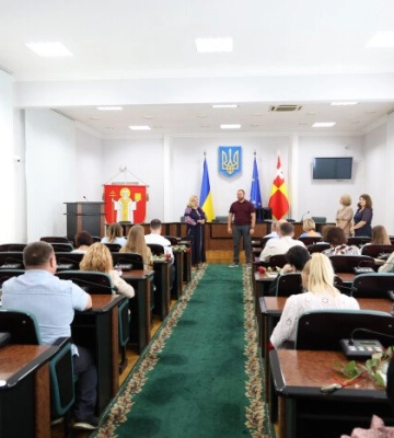 Луцький міський голова привітав медиків громади з професійним святом