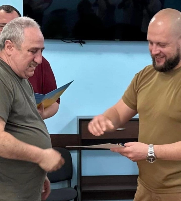 Офіцер з Полтавщини отримав нагороду від Міністра оборони