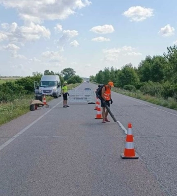 На Волині «латають» дві дороги державного значення 