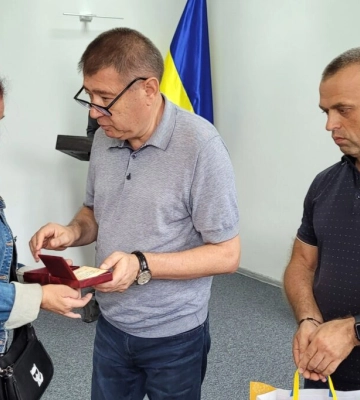 У Білгороді-Дністровському матерям загиблих захисників України вручили державні нагороди