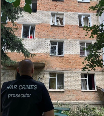 Рашисти обстріляли центр Глухова та інфекційну лікарню Мирнограда, є загиблі та поранені діти