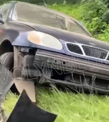 Автівки вилетіли в кювет: у Луцькому районі – серйозна ДТП
