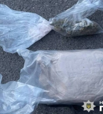 У Києві арештували дівчину, в якої знайшли 3 кілограми наркотиків 