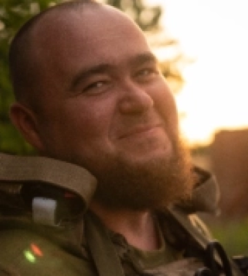 Колишній бармен став водієм медеваку: історія воїна з Острожчини