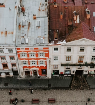 У Львові ремонтують ще три аварійні балкони