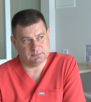 Була пробита легеня, а ногу досі не відчуває: бойовий медик з Луцька мріє піднятись на Говерлу