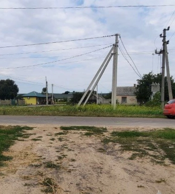 Поблизу Луцька водій легковика збив 10-річного хлопця