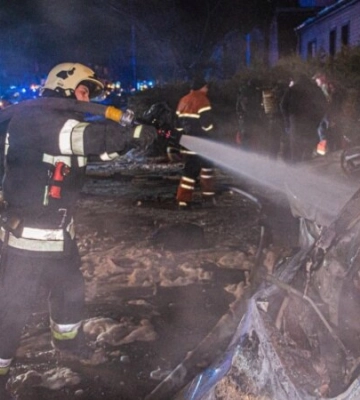 В Одесі правоохоронці затримали шістьох людей за підозрою у підпалах понад 15 авто військових