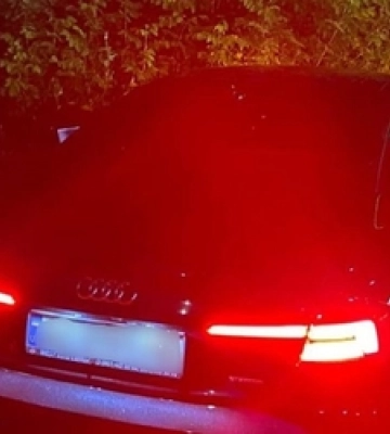У Луцьку п&#039;яна жінка на Audi збила рекламний щит 