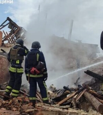 Рашисти вдарили по приватному сектору в Лозовій, є пошкодження. ФОТОрепортаж