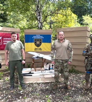 &quot;Украинская команда&quot; передала самолеты-камикадзе, ретранслятор и катапульту &quot;потомкам рыцарей Зимнего похода&quot; из 28 бригады