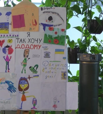 У Рівному на Грушевського легковик зіткнувся з таксі (ФОТО)