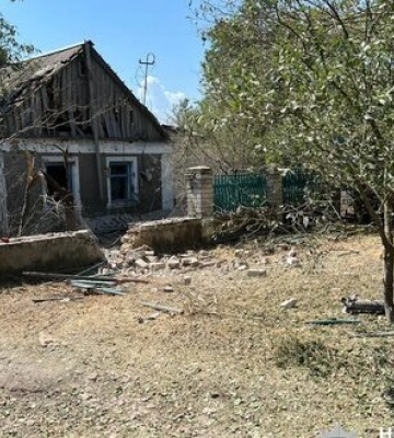 Армія РФ атакувала Дніпровський район Херсона: поранений чоловік