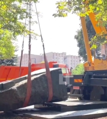У Луганську окупанти знесли пам’ятники жертвам голодомору