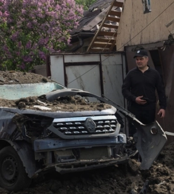На Сумщині окупанти атакували безпілотником автомобіль цивільних – поранено жінку