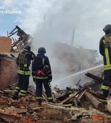 Обстріл на Харківщині: пожежа знищила понад 100 голів птиці