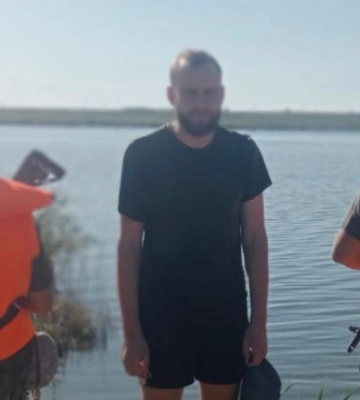 Ховався в очереті: на Одещині прикордонники затримали ухилянта, відео