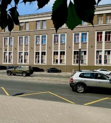 Держреєстратор незаконно зареєструвала право власності на будівлю у Києві
