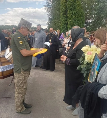 У громаді на Волині попрощалися з Героєм Ігорем Зайцем