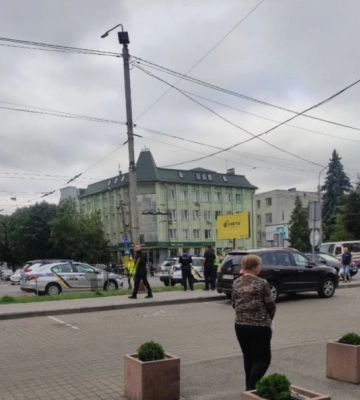 У Луцьку на Ковельській авто збило чоловіка