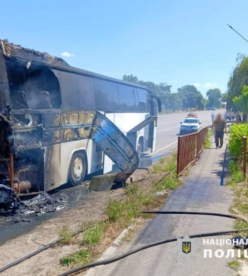 На Одещині сталися дві ДТП за участю пасажирських автобусів та вантажівки: внаслідок однієї з них госпіталізували дитину
